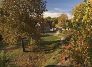 <img typeof="foaf:Image" src="http://statelibrarync.org/learnnc/sites/default/files/images/bethlehem_pa_300.jpg" width="300" height="219" alt="Bethlehem, Pennsylvania" title="Bethlehem, Pennsylvania" /> <img typeof="foaf:Image" src="http://statelibrarync.org/learnnc/sites/default/files/images/bethlehem_pa_300.jpg" width="300" height="219" alt="Bethlehem, Pennsylvania" title="Bethlehem, Pennsylvania" />