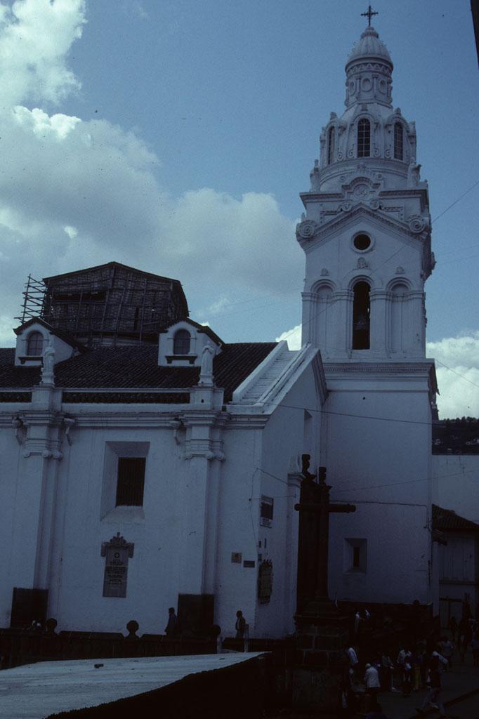 <img typeof="foaf:Image" src="http://statelibrarync.org/learnnc/sites/default/files/images/ecuador_053.jpg" width="682" height="1024" alt="Church in Independence Plaza, Quito, Ecuador" title="Church in Independence Plaza, Quito, Ecuador" /> <img typeof="foaf:Image" src="http://statelibrarync.org/learnnc/sites/default/files/images/ecuador_053.jpg" width="682" height="1024" alt="Church in Independence Plaza, Quito, Ecuador" title="Church in Independence Plaza, Quito, Ecuador" />