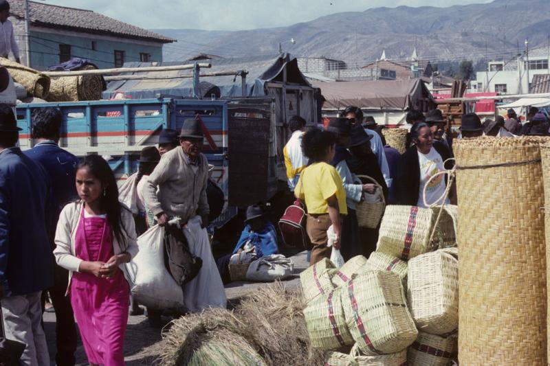 <img typeof="foaf:Image" src="http://statelibrarync.org/learnnc/sites/default/files/images/ecuador_115.jpg" width="1024" height="682" alt="Handwoven baskets for sale in Saquisilí, Ecuador" title="Handwoven baskets for sale in Saquisilí, Ecuador" /> <img typeof="foaf:Image" src="http://statelibrarync.org/learnnc/sites/default/files/images/ecuador_115.jpg" width="1024" height="682" alt="Handwoven baskets for sale in Saquisilí, Ecuador" title="Handwoven baskets for sale in Saquisilí, Ecuador" />