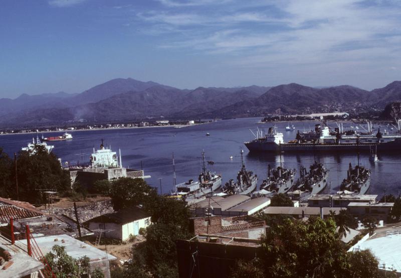 <img typeof="foaf:Image" src="http://statelibrarync.org/learnnc/sites/default/files/images/mexico_154.jpg" width="1024" height="709" /> <img typeof="foaf:Image" src="http://statelibrarync.org/learnnc/sites/default/files/images/mexico_154.jpg" width="1024" height="709" />