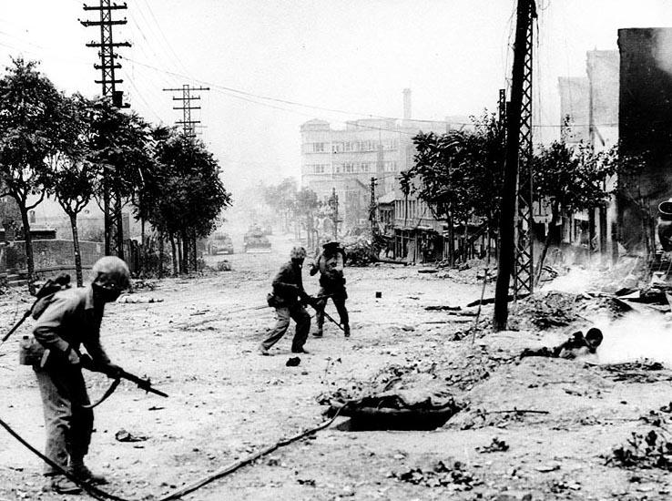 <img typeof="foaf:Image" src="http://statelibrarync.org/learnnc/sites/default/files/images/seoul_korean_war_crop.jpg" width="738" height="550" /> <img typeof="foaf:Image" src="http://statelibrarync.org/learnnc/sites/default/files/images/seoul_korean_war_crop.jpg" width="738" height="550" />