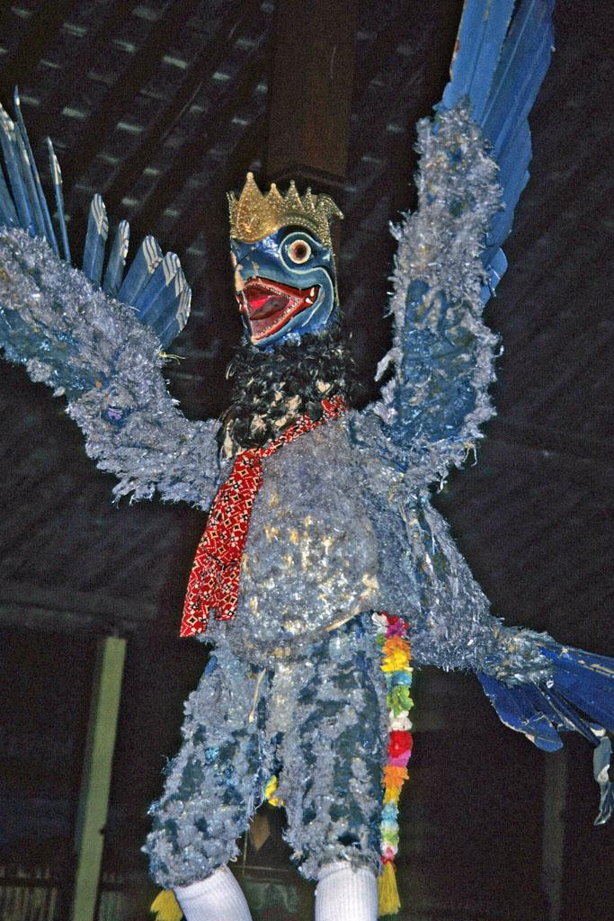 <img typeof="foaf:Image" src="http://statelibrarync.org/learnnc/sites/default/files/images/thai_rama_082.jpg" width="683" height="1024" alt="Eagle king Sadayu flapping wings in dance performance" title="Eagle king Sadayu flapping wings in dance performance" />