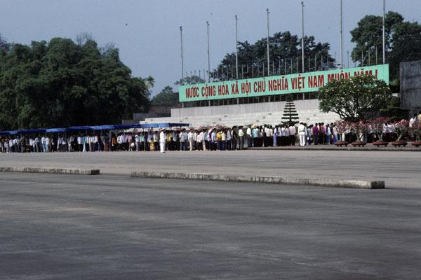 <img typeof="foaf:Image" src="http://statelibrarync.org/learnnc/sites/default/files/images/vietnam_057.jpg" width="600" height="400" /> <img typeof="foaf:Image" src="http://statelibrarync.org/learnnc/sites/default/files/images/vietnam_057.jpg" width="600" height="400" />
