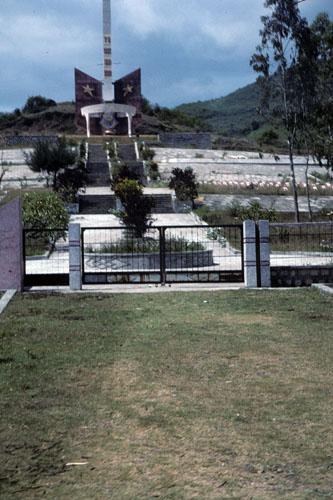 <img typeof="foaf:Image" src="http://statelibrarync.org/learnnc/sites/default/files/images/vietnam_123.jpg" width="333" height="500" /> <img typeof="foaf:Image" src="http://statelibrarync.org/learnnc/sites/default/files/images/vietnam_123.jpg" width="333" height="500" />