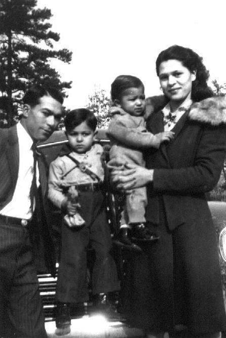 <img typeof="foaf:Image" src="http://statelibrarync.org/learnnc/sites/default/files/images/w_lee_joel_tony_gladys_stewart_circa_1945.jpg" width="446" height="668" /> <img typeof="foaf:Image" src="http://statelibrarync.org/learnnc/sites/default/files/images/w_lee_joel_tony_gladys_stewart_circa_1945.jpg" width="446" height="668" />