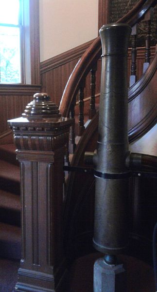 Photograph of the cannon in Morgan Hall, Amherst College, Amherst, Massachusettes, 2010. Image from Wikimedia Commons. 