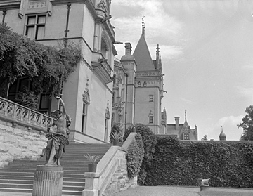 Biltmore House, Asheville, NC, 1950. From North Carolina Conservation and Development, Travel and Tourism photo files, North Carolina State Archives, call #: ConDev8333B.
