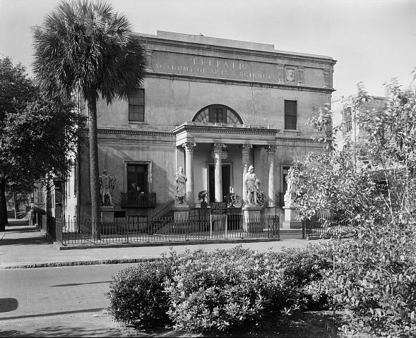 Image of the Telfair house in Savannah, Georgia, from Frances Benjamin Johnston, published in 1939 or 1944 by Nichols, Frederick Doveton, The Early Architecture of Georgia. Chapel Hill: Univ. of North Carolina Press, 1957. Presented on Library of Congress.