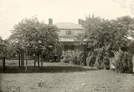 The house of Richard Henderson at Williamsborough, N.C. circa 1901. Image from Archive.org.