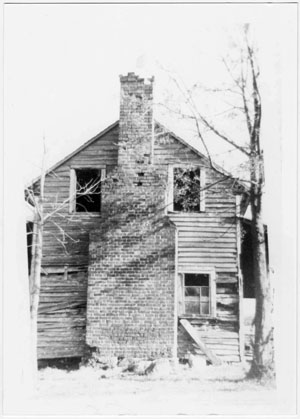 "Dr. William McLean Log House,"built in 1789, Gaston County, N.C. From Images of North Carolina, Gaston County Public Library, on DigitalNC. 
