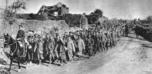 The Thirtieth Infantry Division overseeing the movement of German prisoners of war. Courtesy of North Carolina Office of Archives and History, Raleigh.